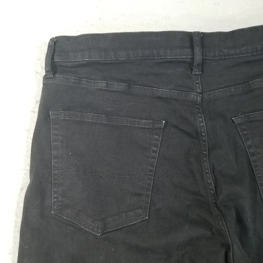 Lucky Brand jeans mens 38 x 30 412 athletic Slim flex stretch denim pants retro